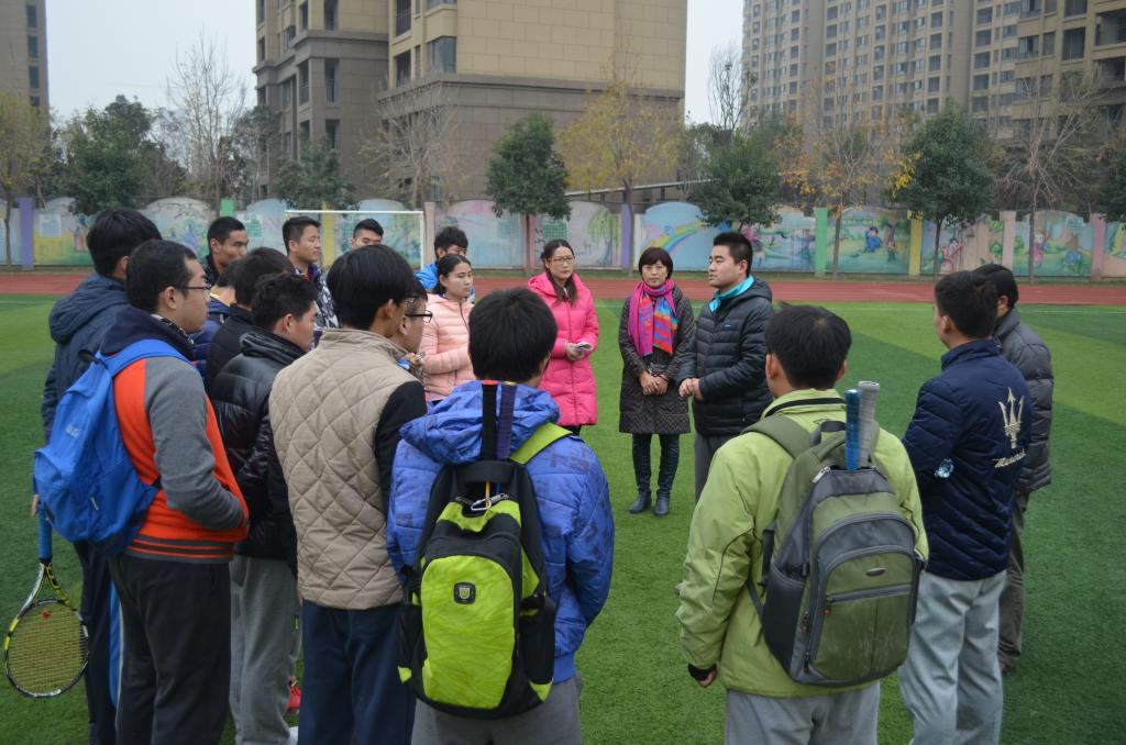 给学生进行指导 MACAO·yl6776永利