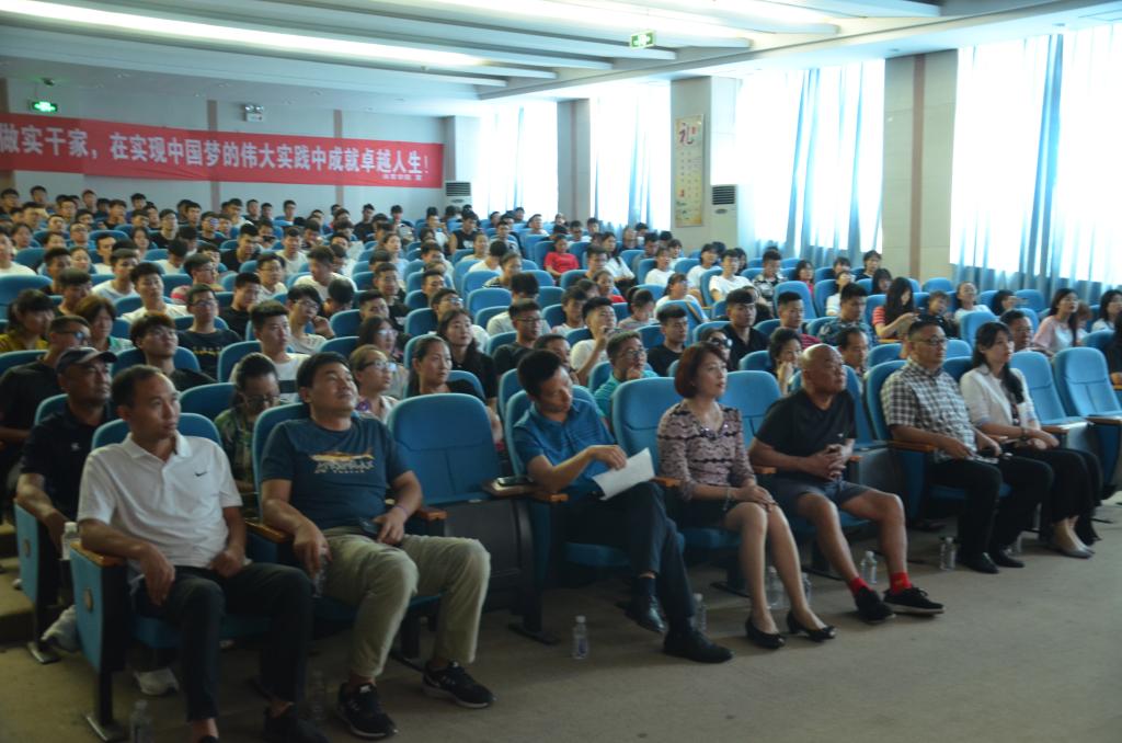 毕业典礼现场 MACAO·yl6776永利