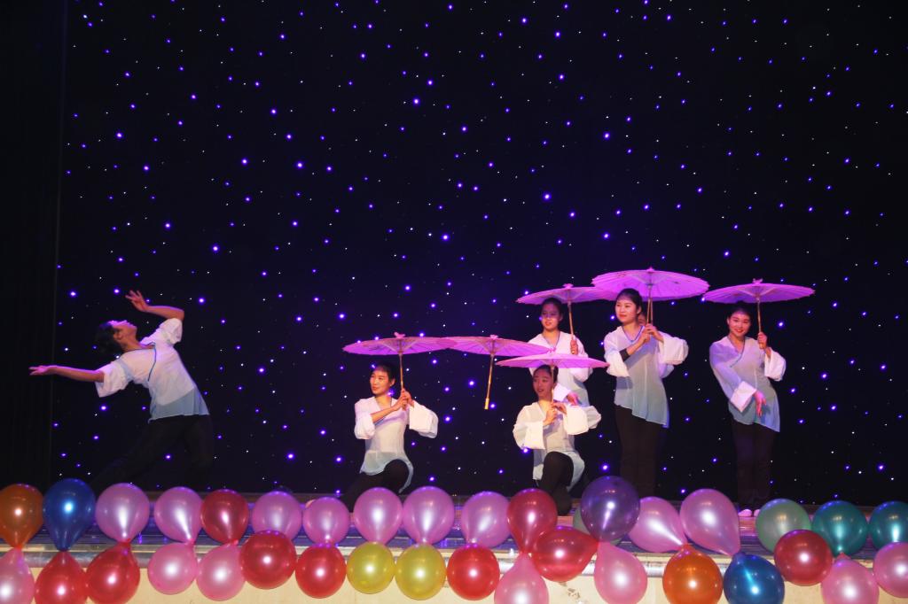 七人舞蹈《美人吟》 MACAO·yl6776永利