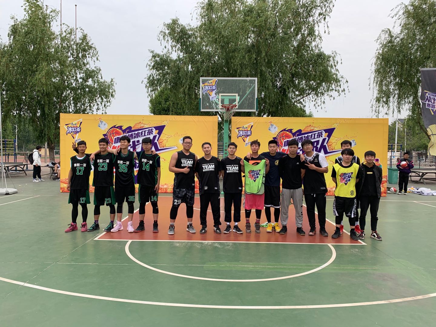 3对3获奖队伍合影 MACAO·yl6776永利